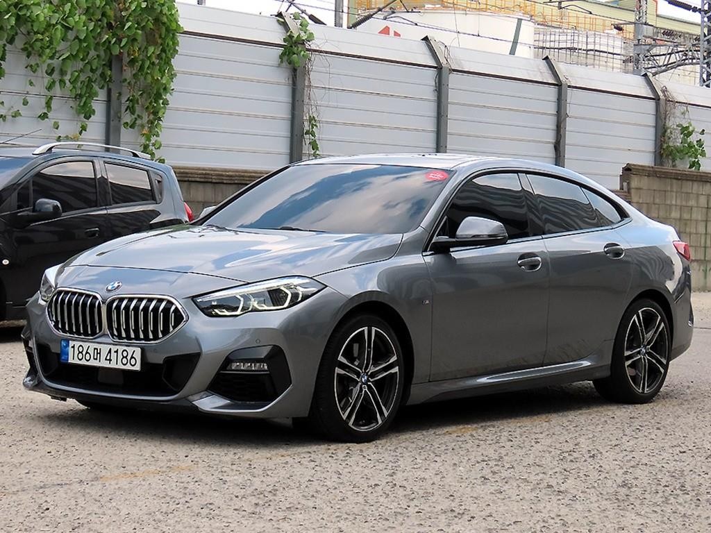 BMW 2시리즈 2시리즈 그란쿠페 (F44) 220i M 스포츠 이미지 2