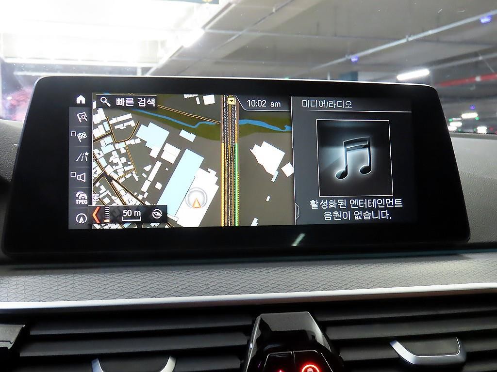 BMW 5시리즈 5시리즈 (G30) 530i xDrive M 스포츠 이미지 13
