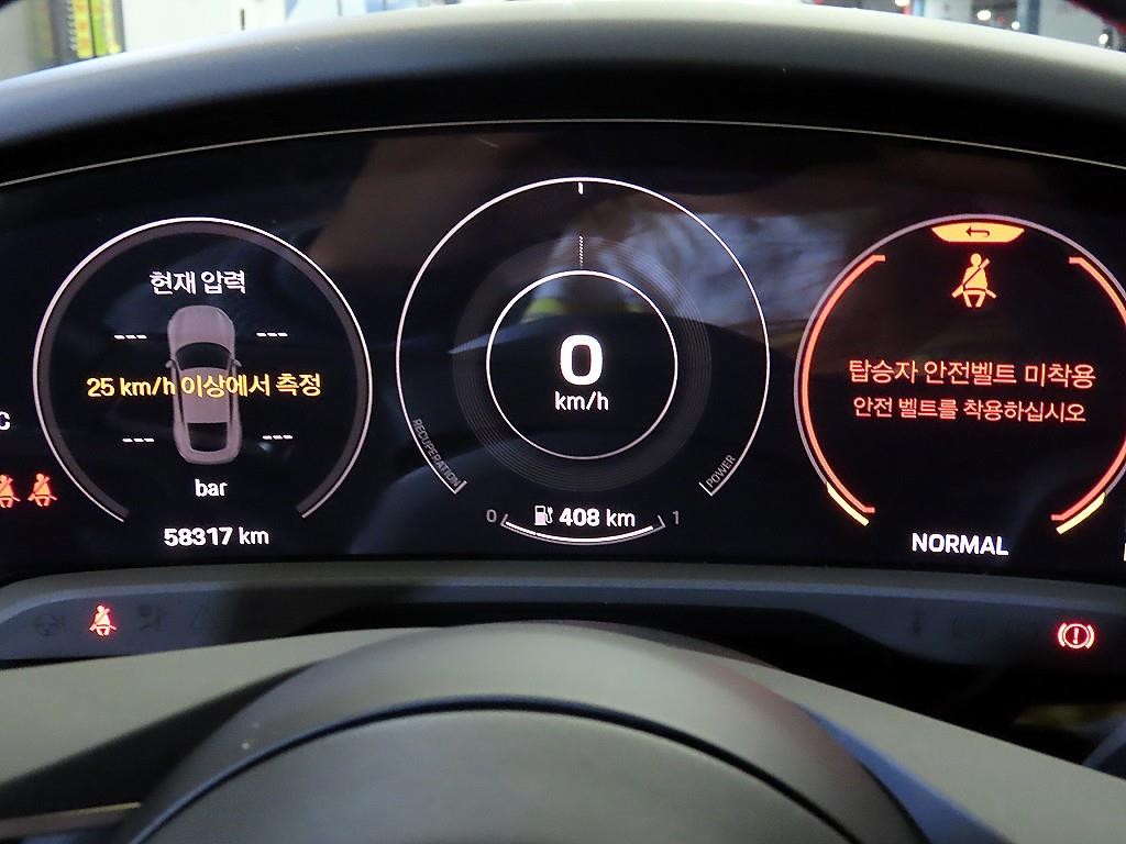 포르쉐 타이칸 터보 이미지 9