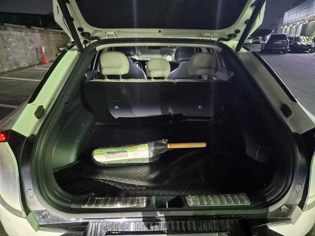 기아 EV6 롱레인지 AWD 어스 이미지 7