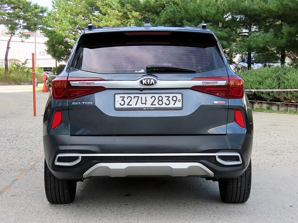 기아 셀토스 가솔린 1.6 터보 2WD 노블레스 이미지 4