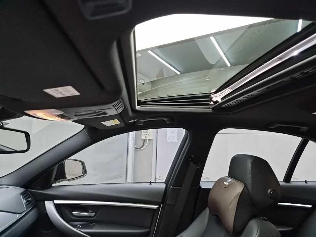 BMW 3시리즈 3시리즈 (F30) 320d M 스포츠 이미지 15