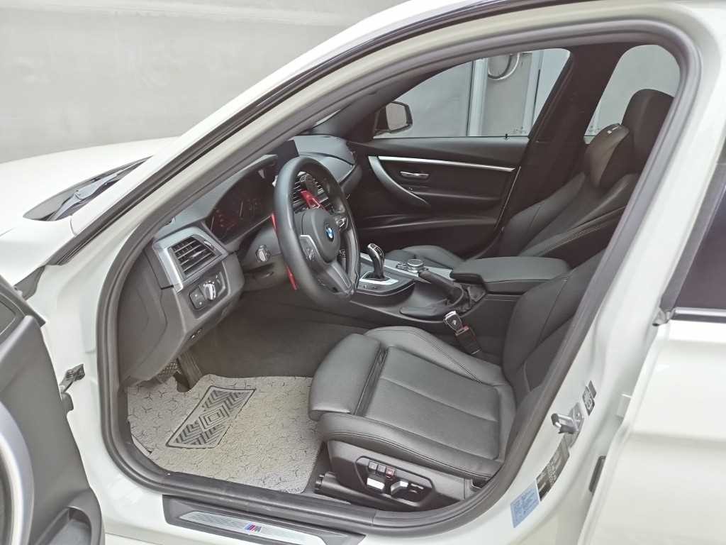BMW 3시리즈 3시리즈 (F30) 320d M 스포츠 이미지 5