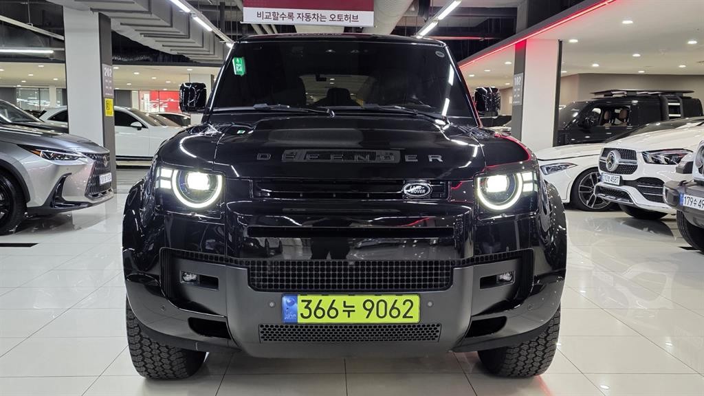 랜드로버 디펜더 디펜더 (L663) 110 D300 X-다이나믹 HSE 이미지 20