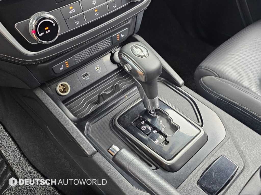 KG모빌리티(쌍용) 렉스턴 렉스턴 스포츠 칸 디젤 2.2 2WD 파워리프 프레스티지 이미지 9