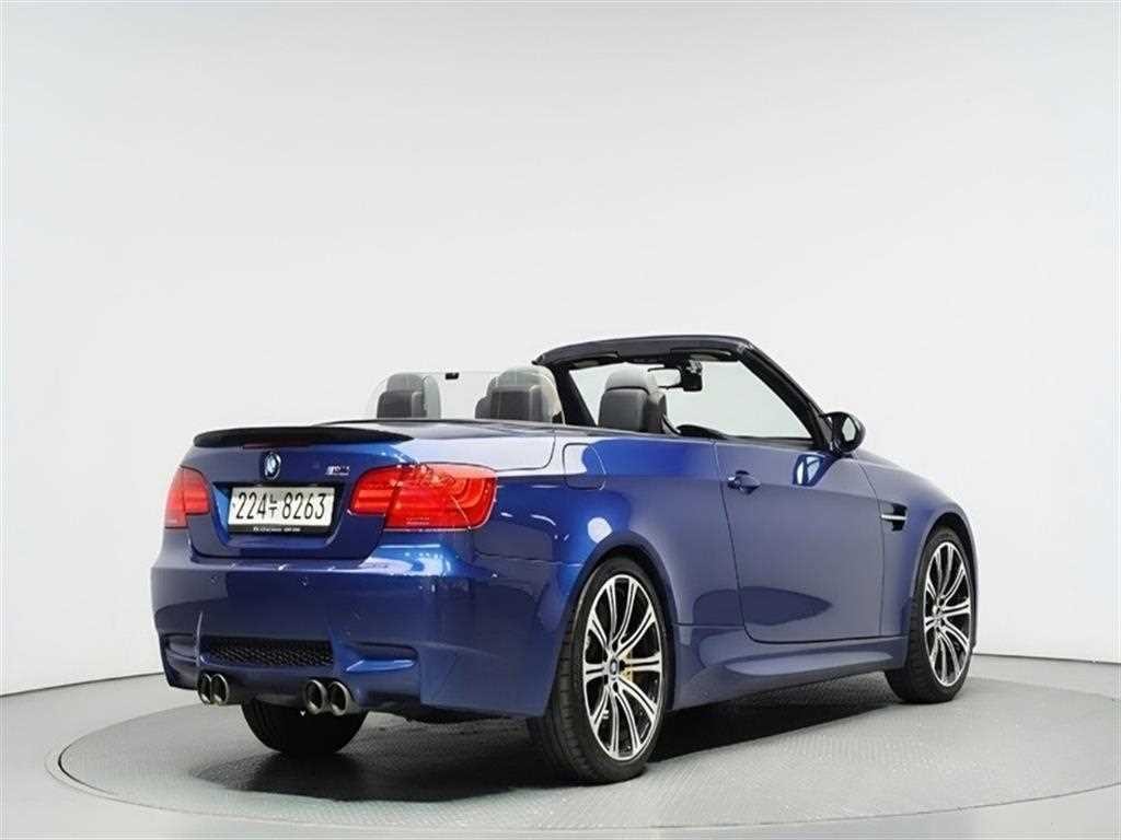 BMW 3시리즈 M3 (F80, E90) M3 컨버터블 이미지 2