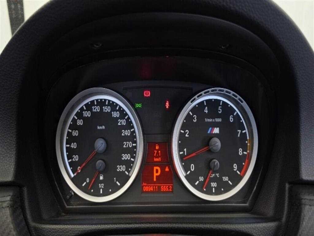 BMW 3시리즈 M3 (F80, E90) M3 컨버터블 이미지 8