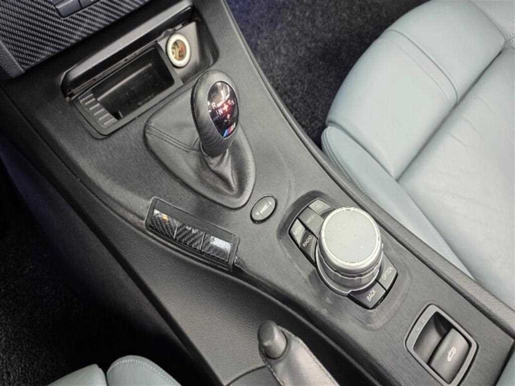 BMW 3시리즈 M3 (F80, E90) M3 컨버터블 이미지 9
