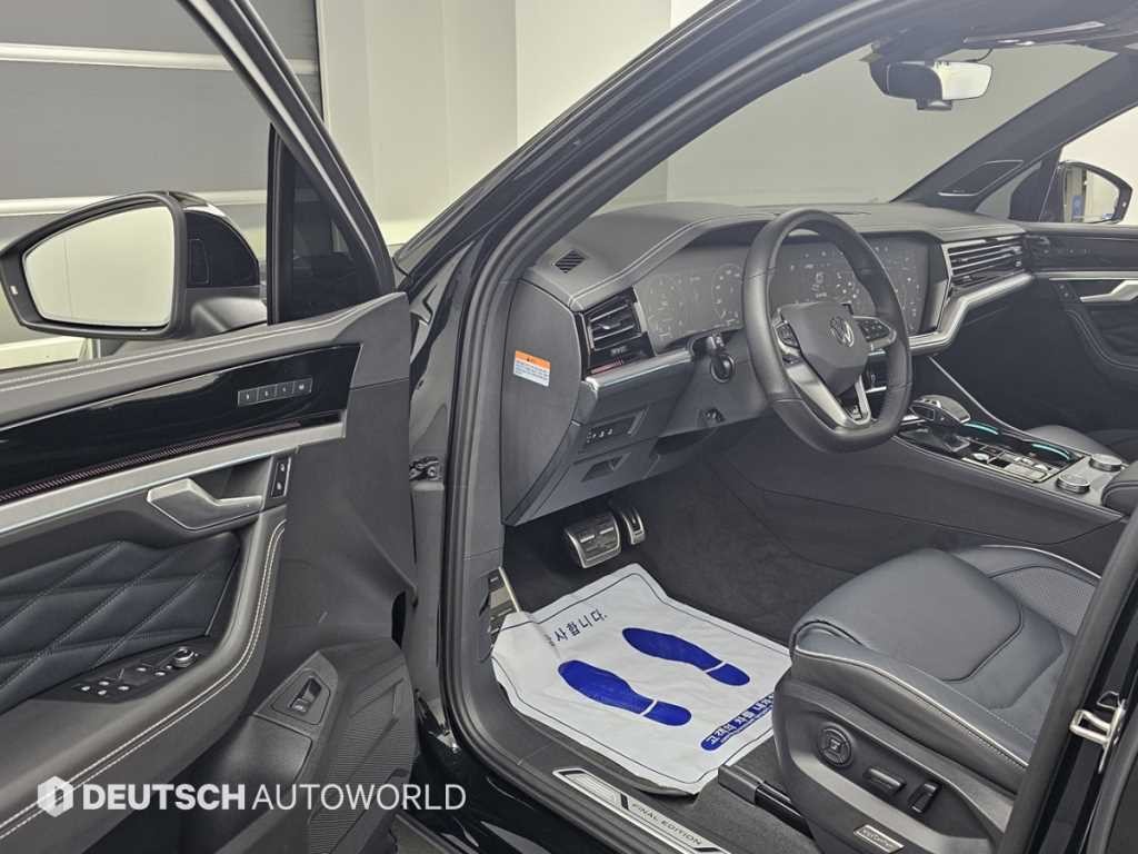 폭스바겐 투아렉 투아렉 3세대 3.0 TDI R라인 이미지 11