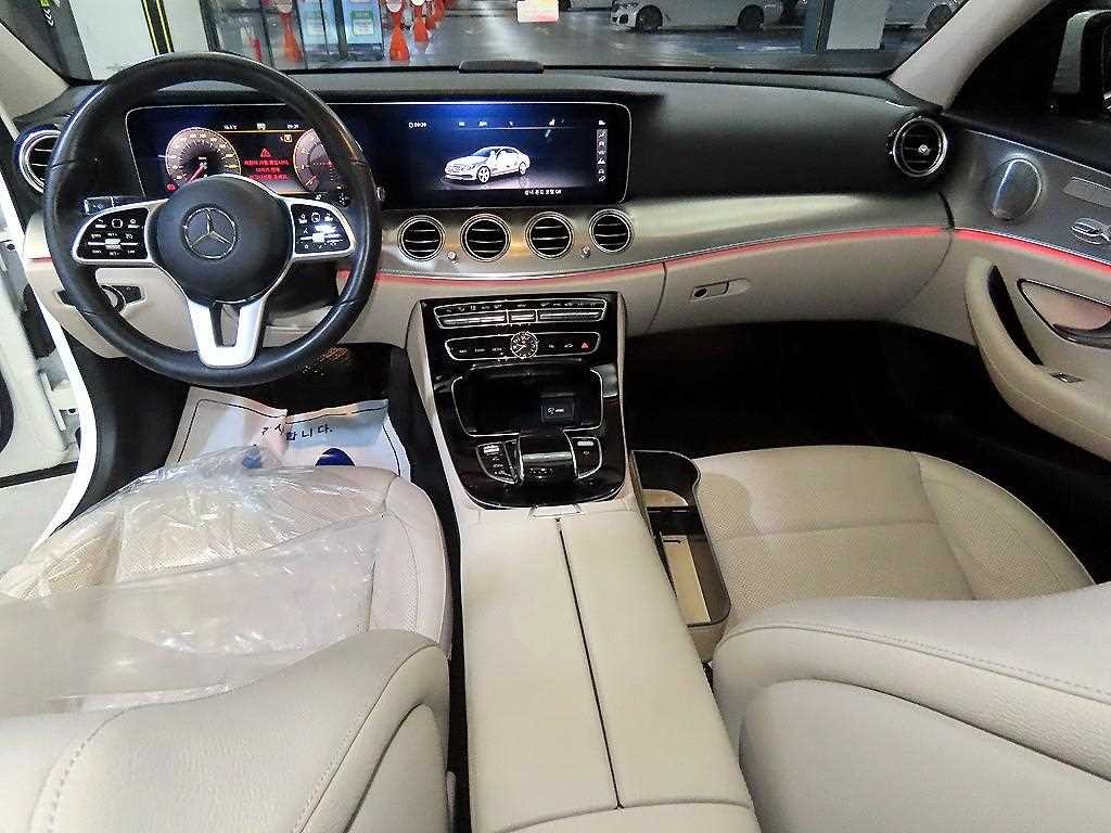 벤츠 E 클래스 E-클래스 W213 E300 AMG LINE 이미지 10