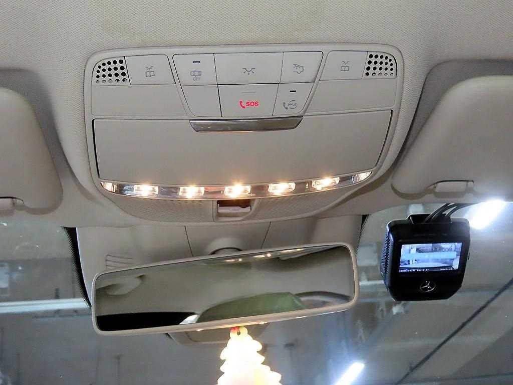 벤츠 E 클래스 E-클래스 W213 E300 AMG LINE 이미지 15