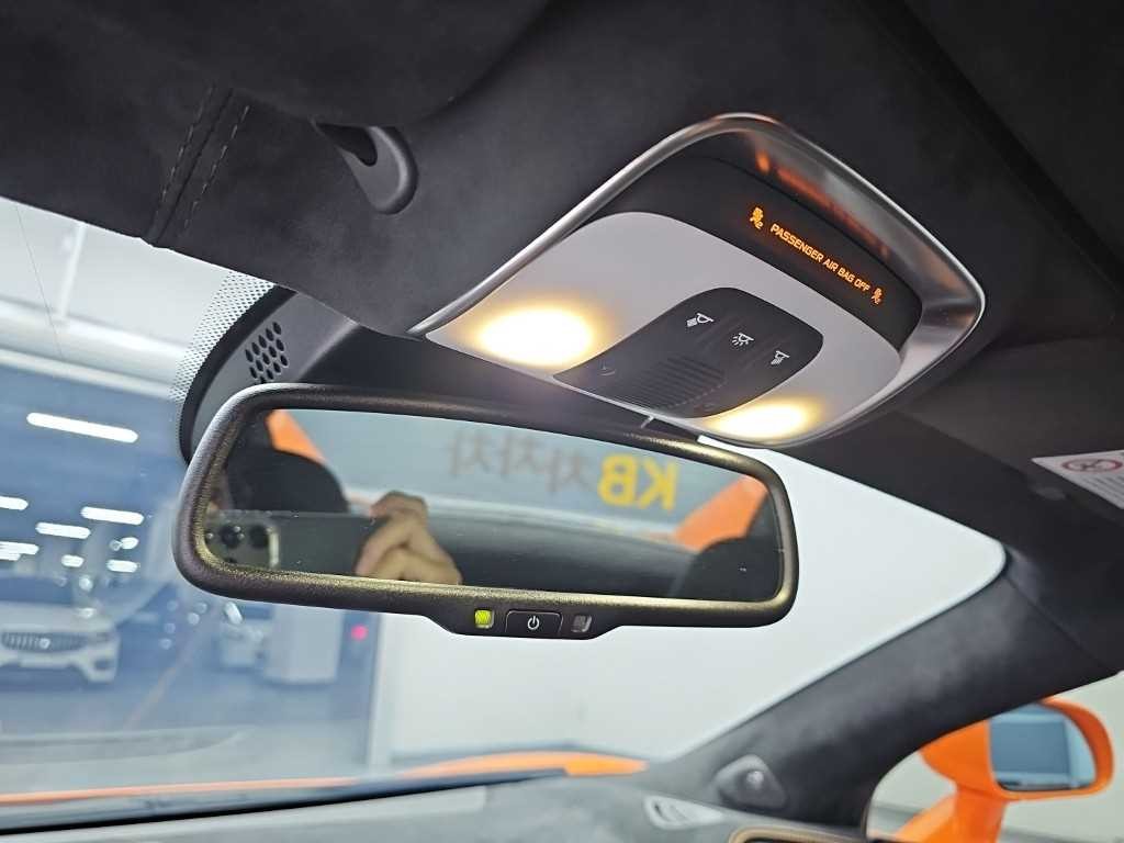 맥라렌 570S 3.8 스파이더 이미지 14