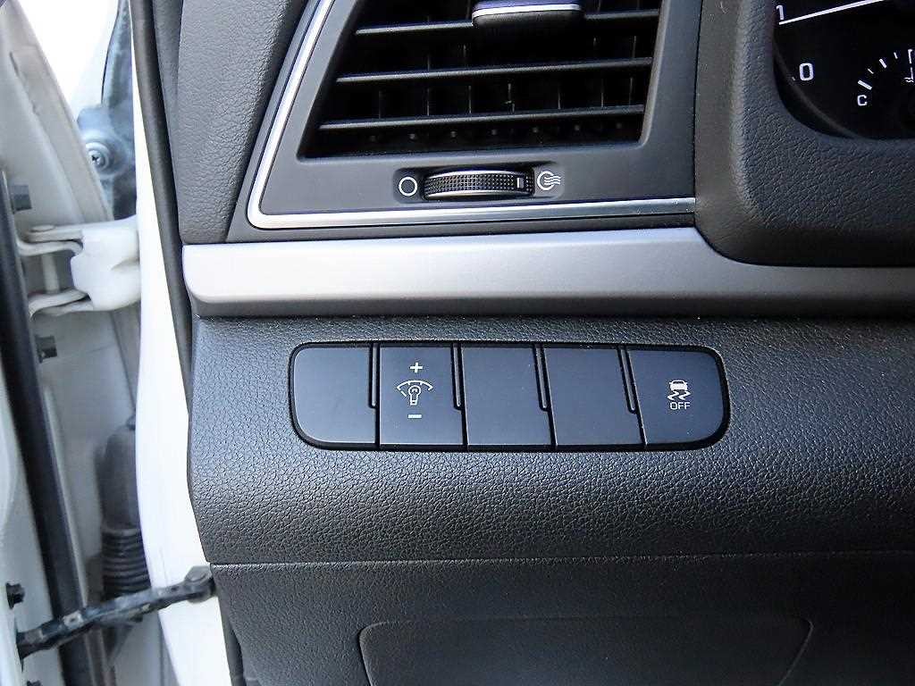 현대 아반떼 아반떼 AD 1.6 GDI 스마트 이미지 12