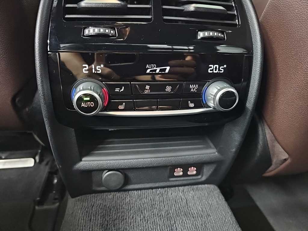 BMW 5시리즈 5시리즈 (G30) 530i xDrive M 스포츠 이미지 13
