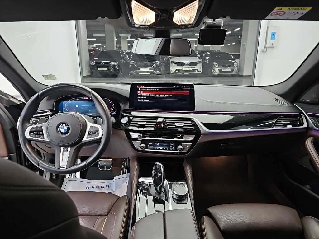BMW 5시리즈 5시리즈 (G30) 530i xDrive M 스포츠 이미지 7