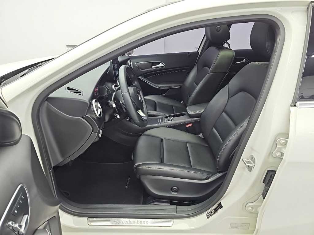 벤츠 A 클래스 A클래스 W176 A200 이미지 10
