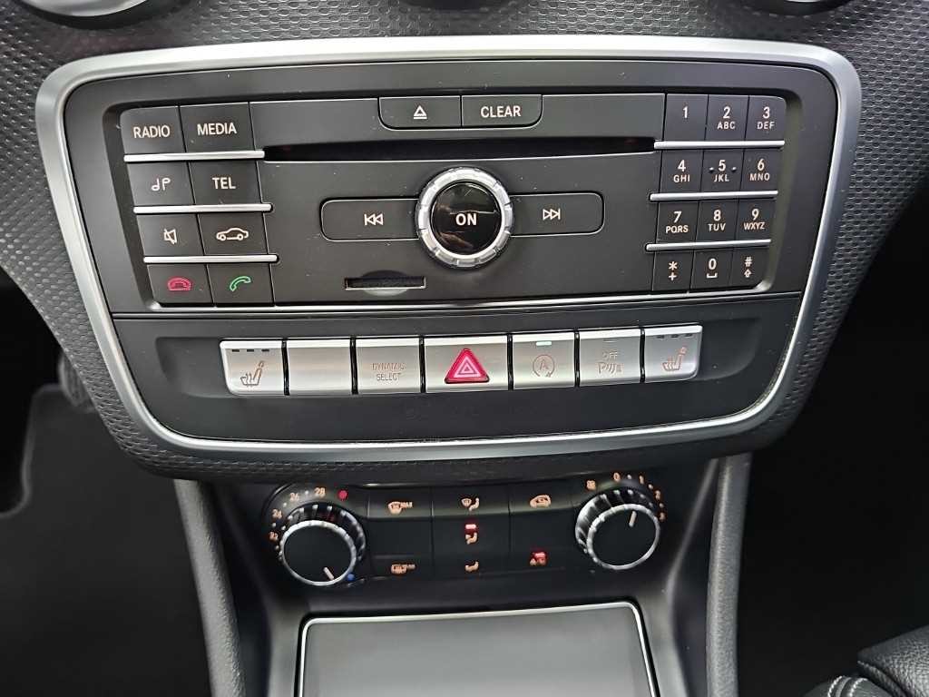 벤츠 A 클래스 A클래스 W176 A200 이미지 9
