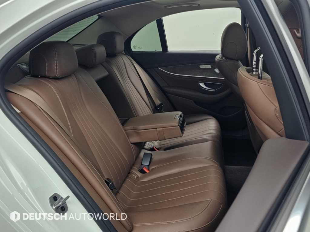 벤츠 E 클래스 E-클래스 W213 E300e 익스클루시브 이미지 12