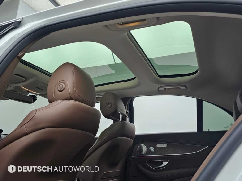 벤츠 E 클래스 E-클래스 W213 E300e 익스클루시브 이미지 18