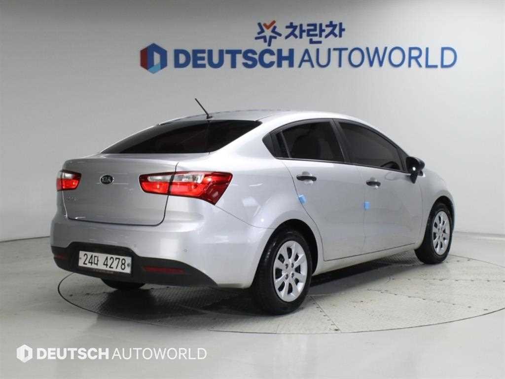 기아 프라이드 올뉴프라이드 4DR 1.4MPI 스마트 스페셜 이미지 2