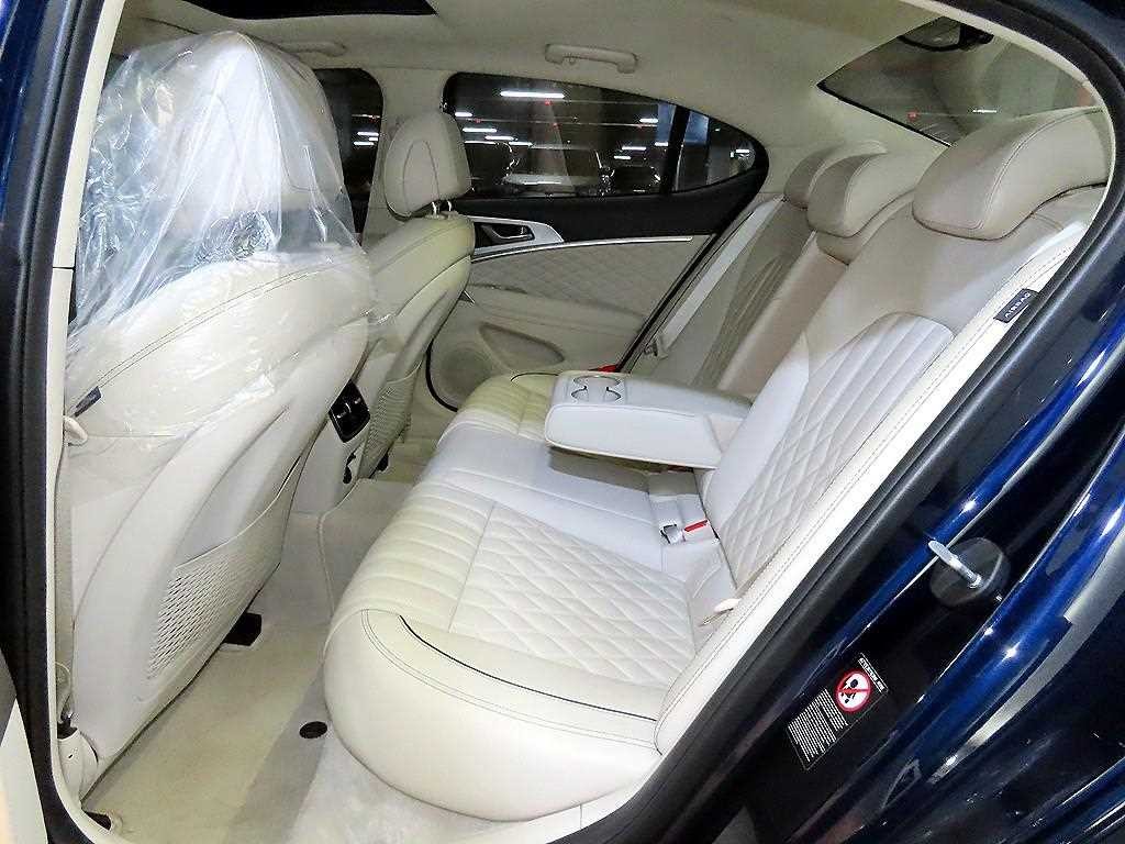 제네시스 G70 3.3T 스포츠 AWD 프레스티지 이미지 8