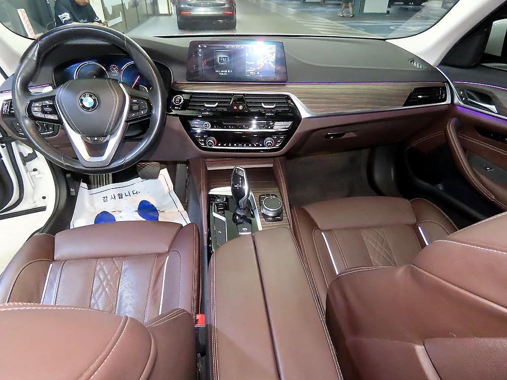 BMW 5시리즈 5시리즈 (G30) 530i xDrive 럭셔리 플러스 이미지 10