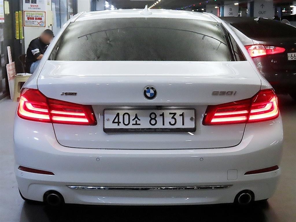 BMW 5시리즈 5시리즈 (G30) 530i xDrive 럭셔리 플러스 이미지 5