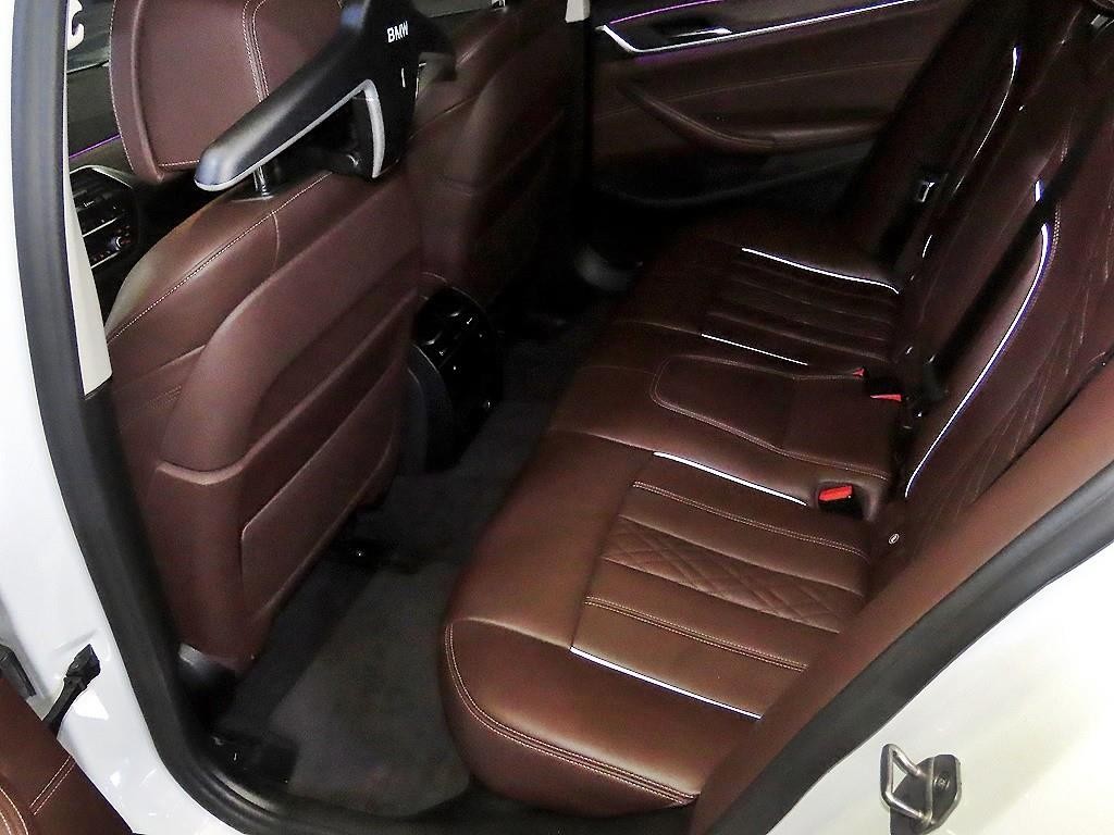BMW 5시리즈 5시리즈 (G30) 530i xDrive 럭셔리 플러스 이미지 7