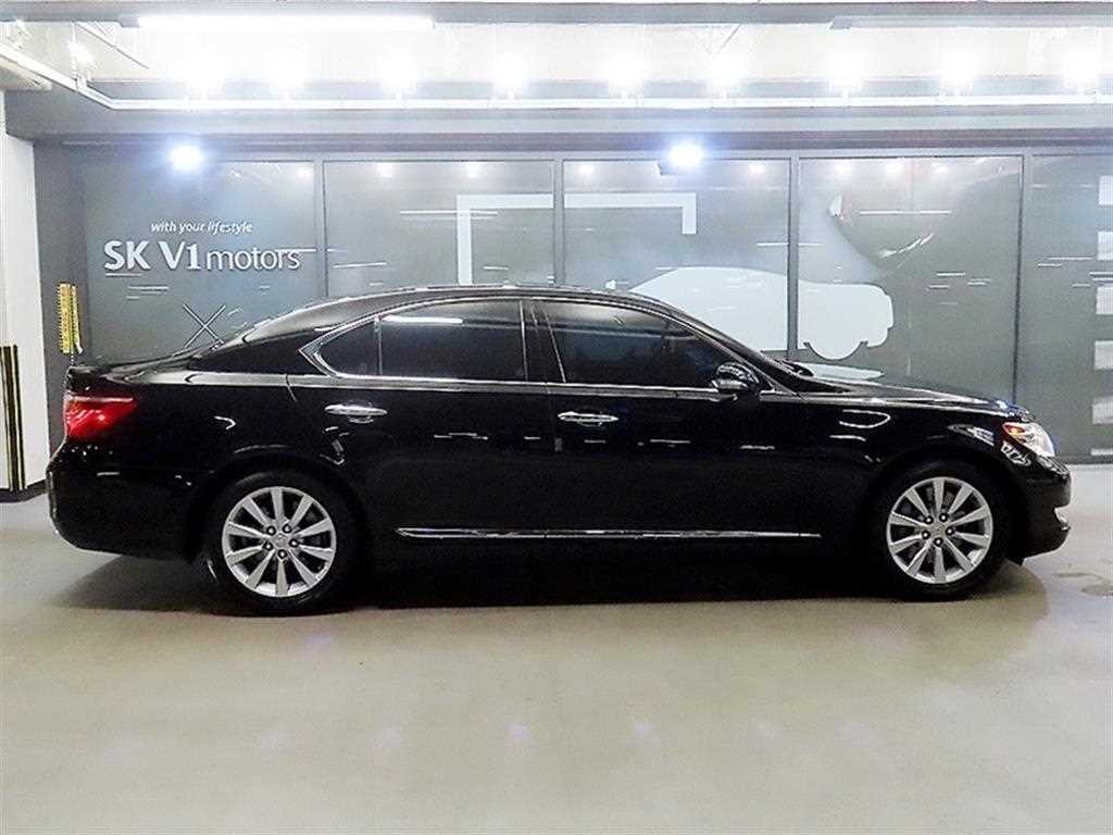렉서스 LS LS460 AWD 이미지 3