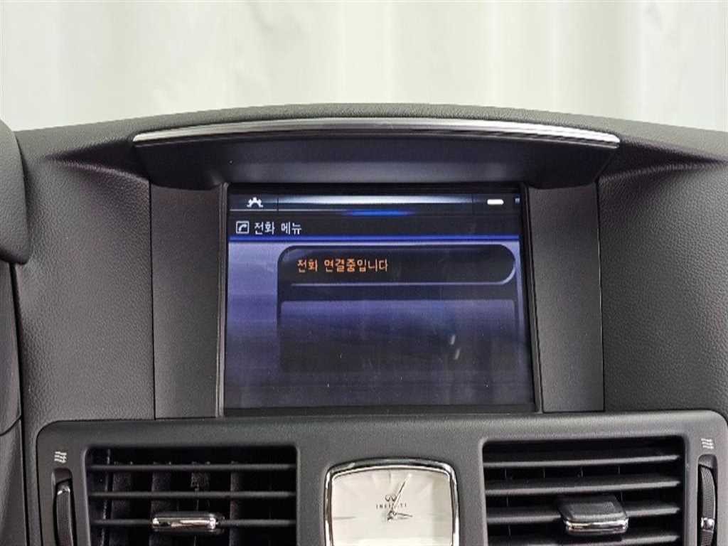 인피니티 Q Q70 3.7스타일 이미지 16