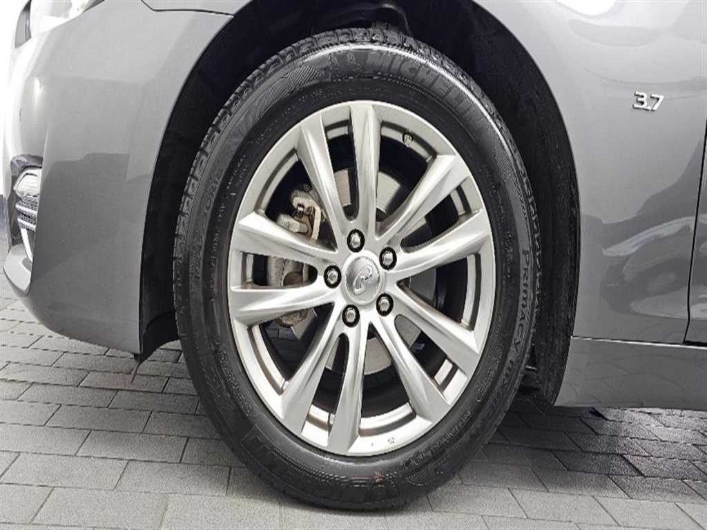 인피니티 Q Q70 3.7스타일 이미지 5