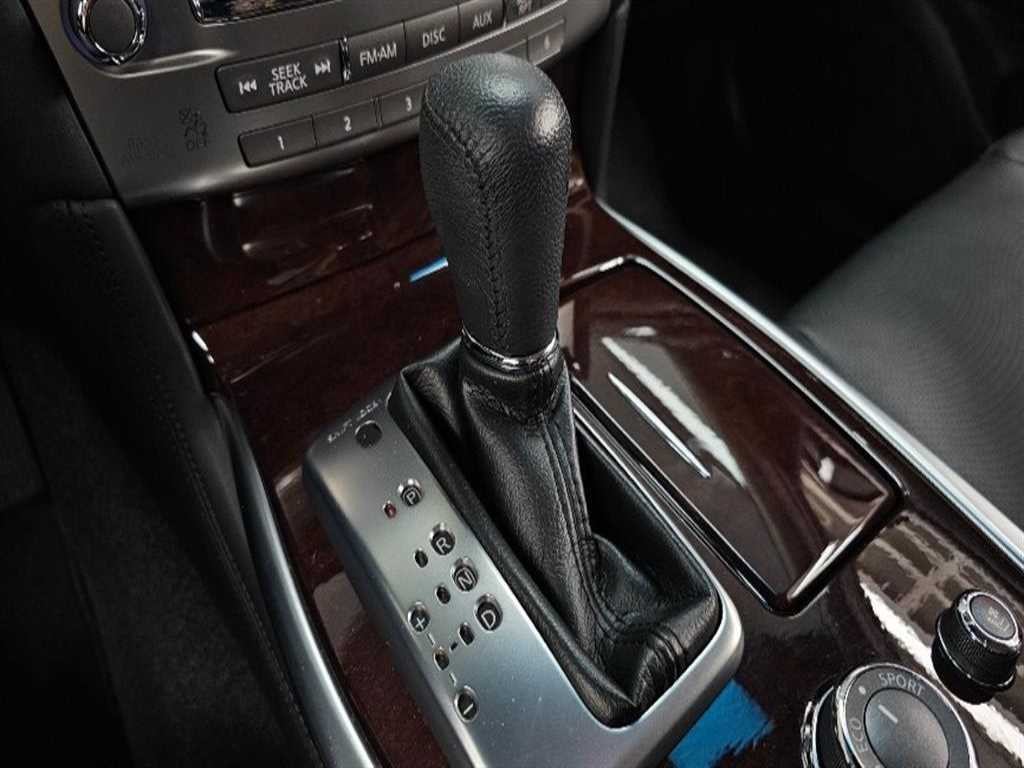 인피니티 Q Q70 3.7스타일 이미지 9