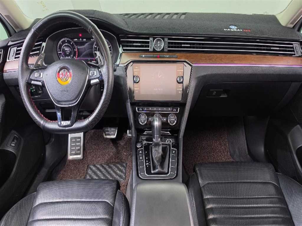 폭스바겐 파사트 파사트GT(B8) 2.0 TDI 프레스티지 이미지 10