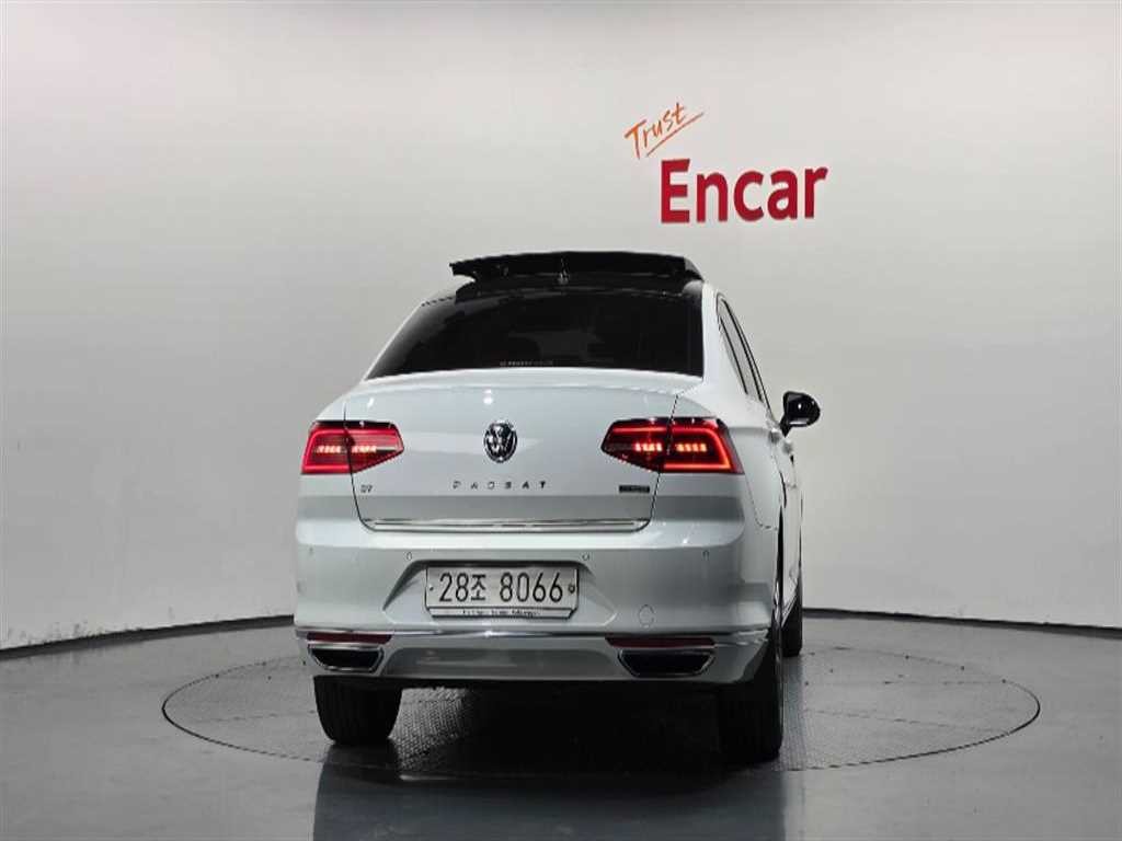 폭스바겐 파사트 파사트GT(B8) 2.0 TDI 프레스티지 이미지 4