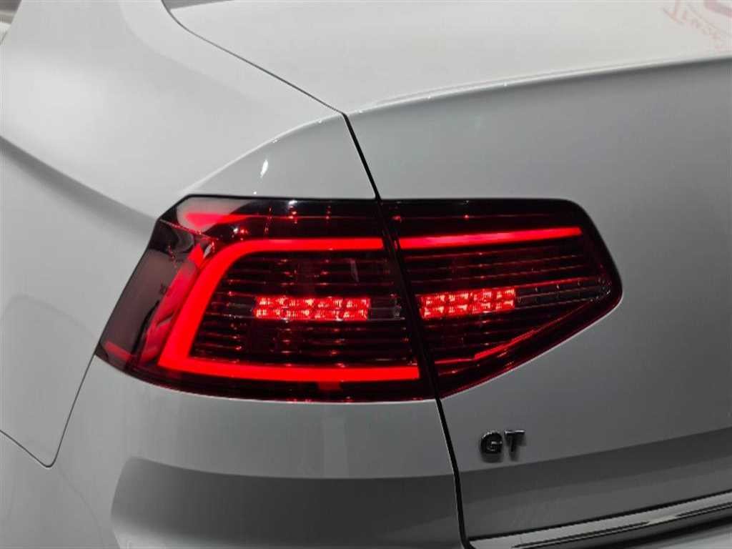폭스바겐 파사트 파사트GT(B8) 2.0 TDI 프레스티지 이미지 8