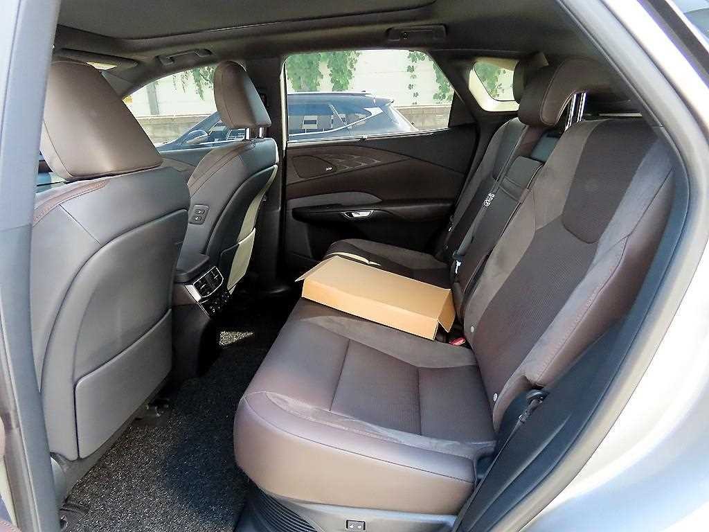 렉서스 RX RX 350h(5세대) 럭셔리 이미지 6