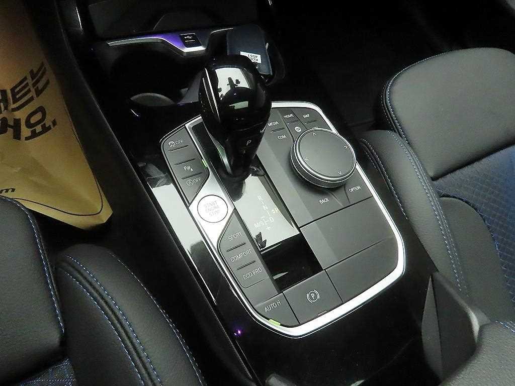 BMW 1시리즈 1시리즈 (F40) 120i M 스포츠 이미지 10