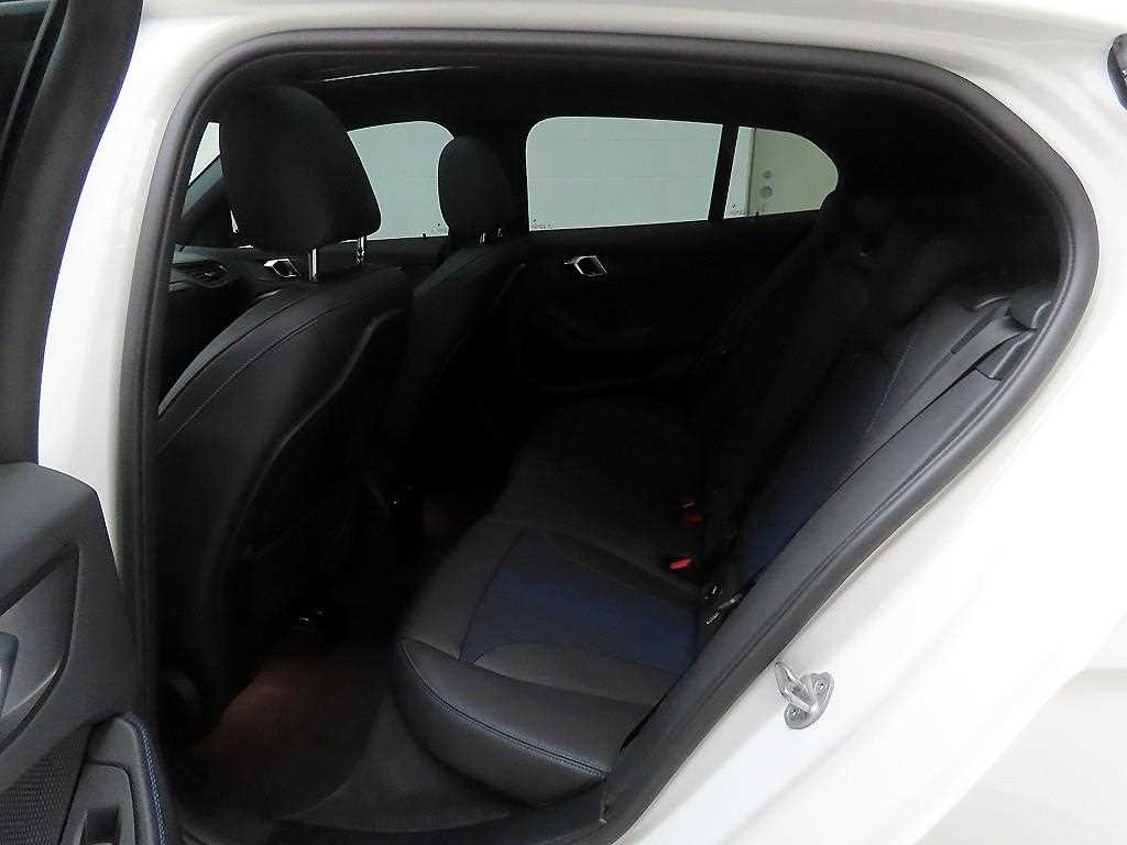 BMW 1시리즈 1시리즈 (F40) 120i M 스포츠 이미지 13