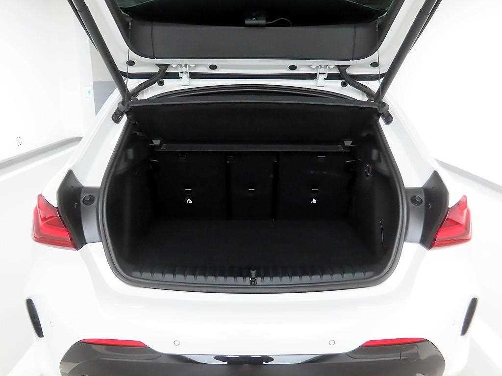 BMW 1시리즈 1시리즈 (F40) 120i M 스포츠 이미지 5