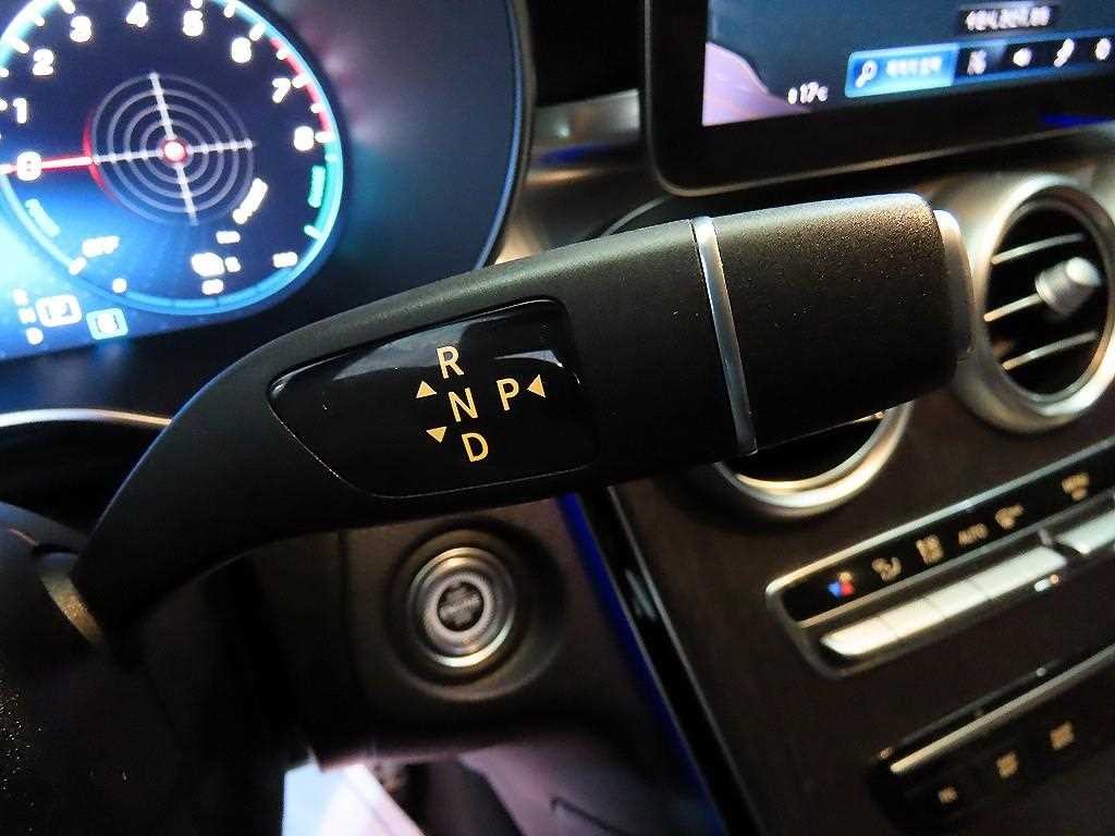벤츠 GLC 클래스 GLC클래스 X253 GLC 300 e 4MATIC 쿠페 이미지 12