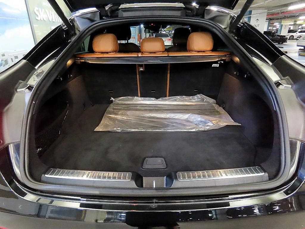 벤츠 GLC 클래스 GLC클래스 X253 GLC 300 e 4MATIC 쿠페 이미지 16