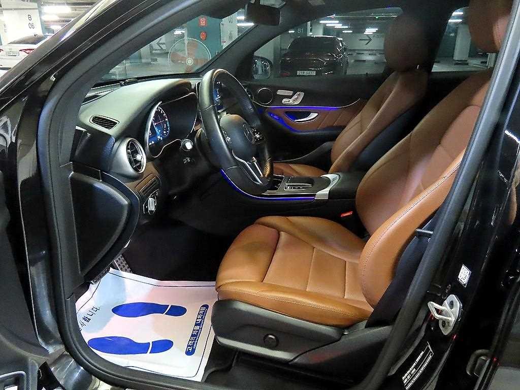 벤츠 GLC 클래스 GLC클래스 X253 GLC 300 e 4MATIC 쿠페 이미지 6