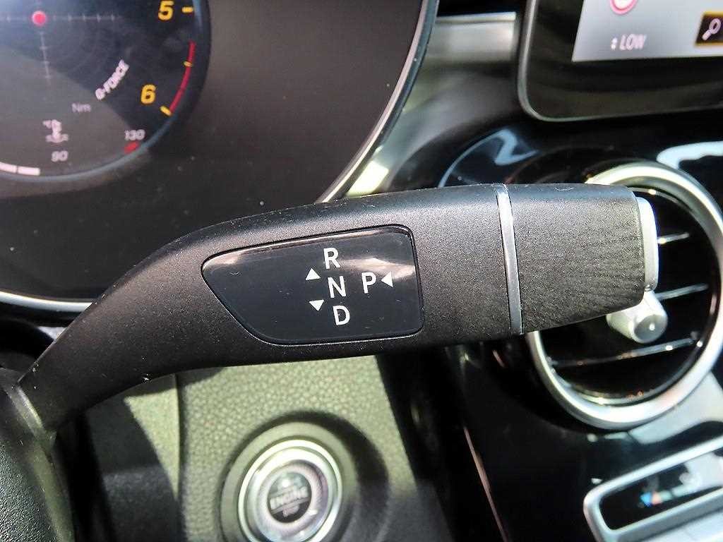 벤츠 GLC 클래스 GLC클래스 X253 GLC 220 d 4MATIC 쿠페 이미지 11