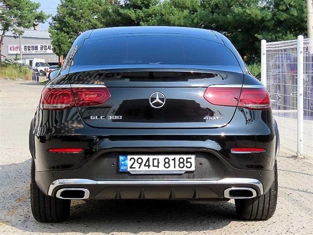 벤츠 GLC 클래스 GLC클래스 X253 GLC 220 d 4MATIC 쿠페 이미지 4