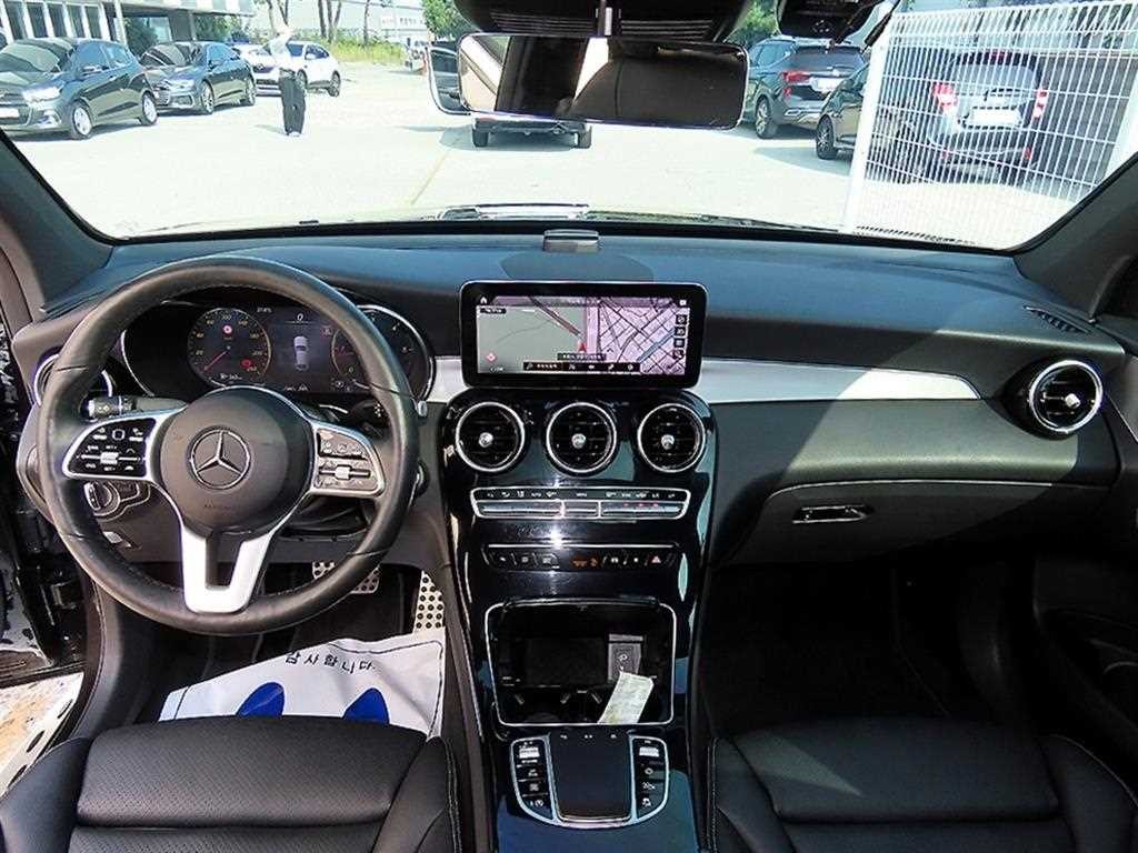 벤츠 GLC 클래스 GLC클래스 X253 GLC 220 d 4MATIC 쿠페 이미지 7