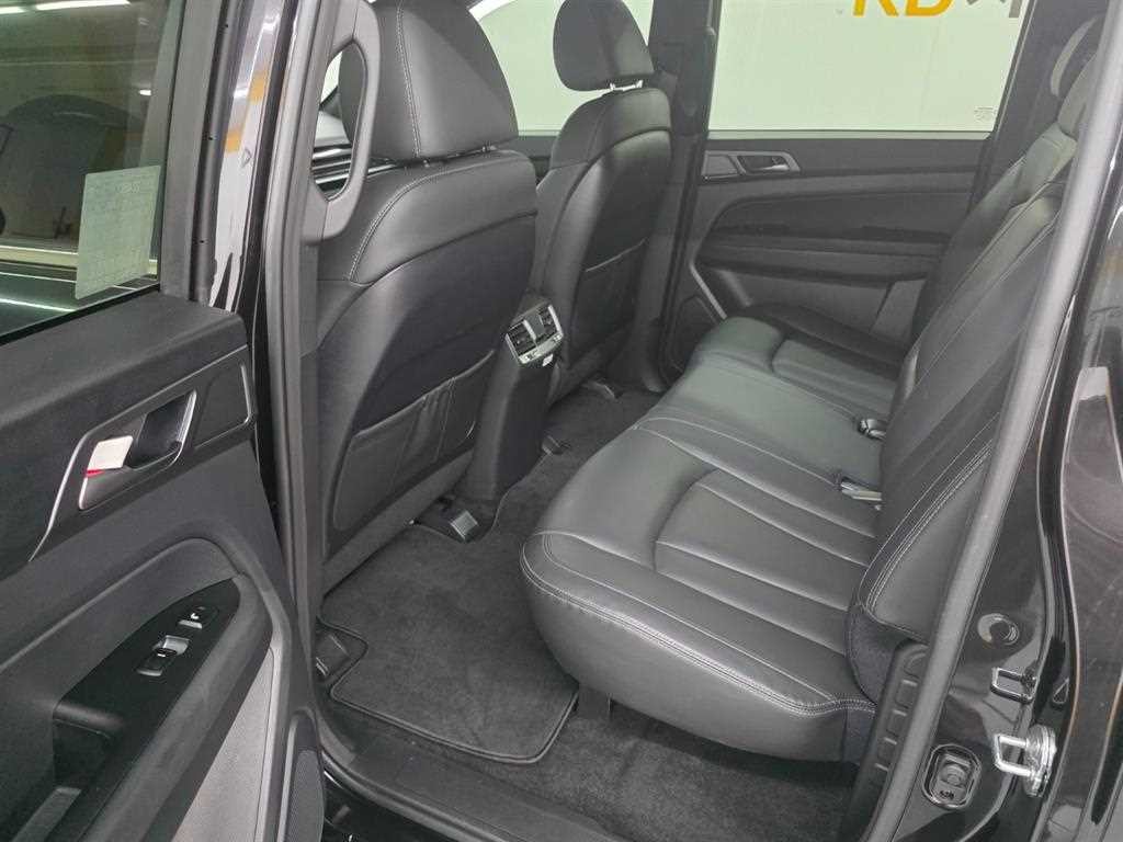 KG모빌리티(쌍용) 렉스턴 더 뉴 렉스턴 스포츠 칸 디젤 2.2 4WD 프레스티지 이미지 7