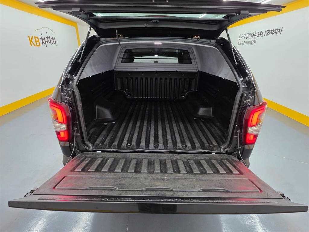KG모빌리티(쌍용) 렉스턴 더 뉴 렉스턴 스포츠 칸 디젤 2.2 4WD 프레스티지 이미지 9