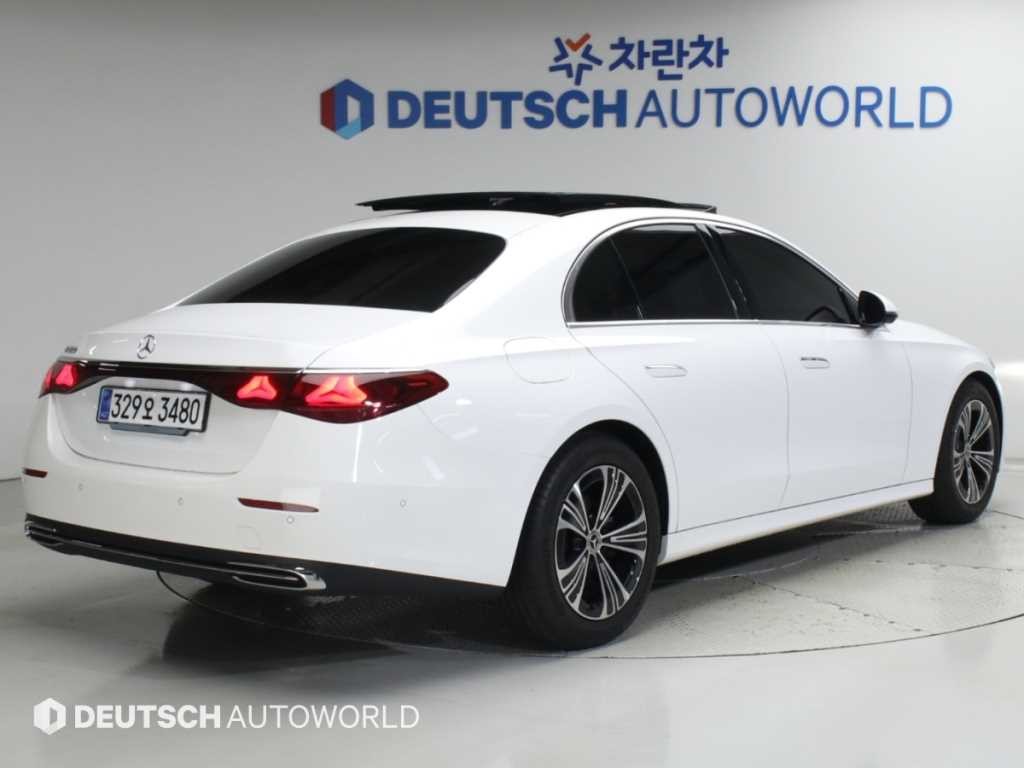 벤츠 E 클래스 E-클래스 W214 E200 아방가르드 이미지 2