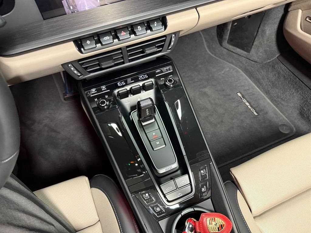 포르쉐 911 911(992) 카레라 GTS 카브리올레 이미지 16