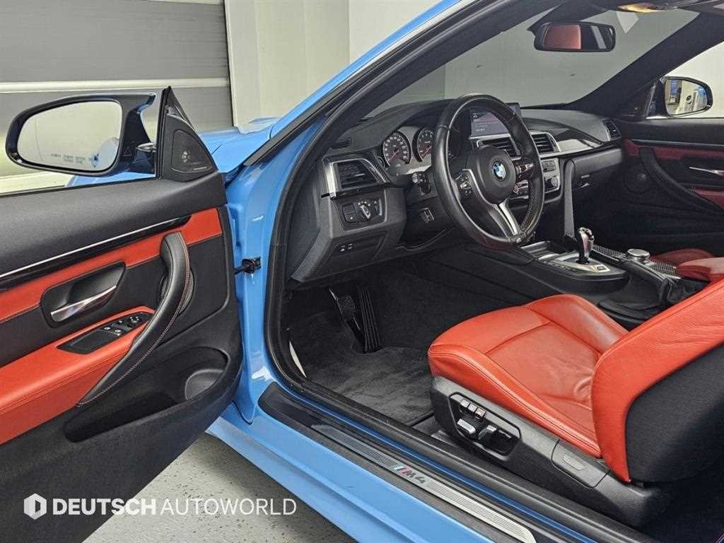 BMW 4시리즈 M4 (F82) 쿠페 컴패티션 이미지 12
